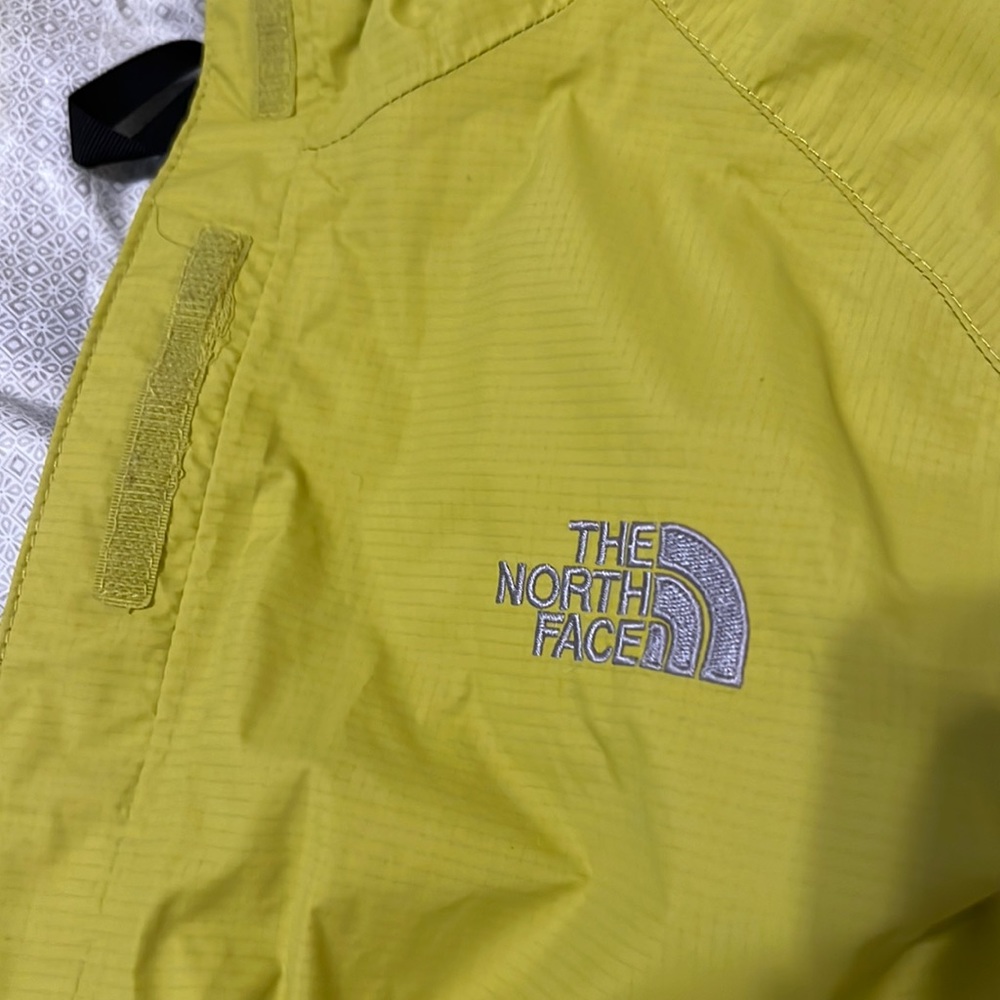 The North Face rain jacket- sz MEDIUM!